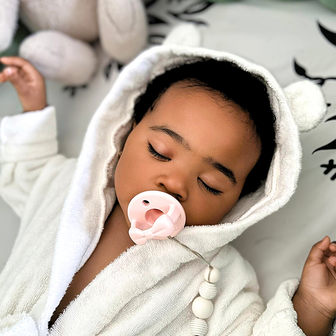 The Ultimate Guide to Choosing Baby Clothes for Sensitive Skin