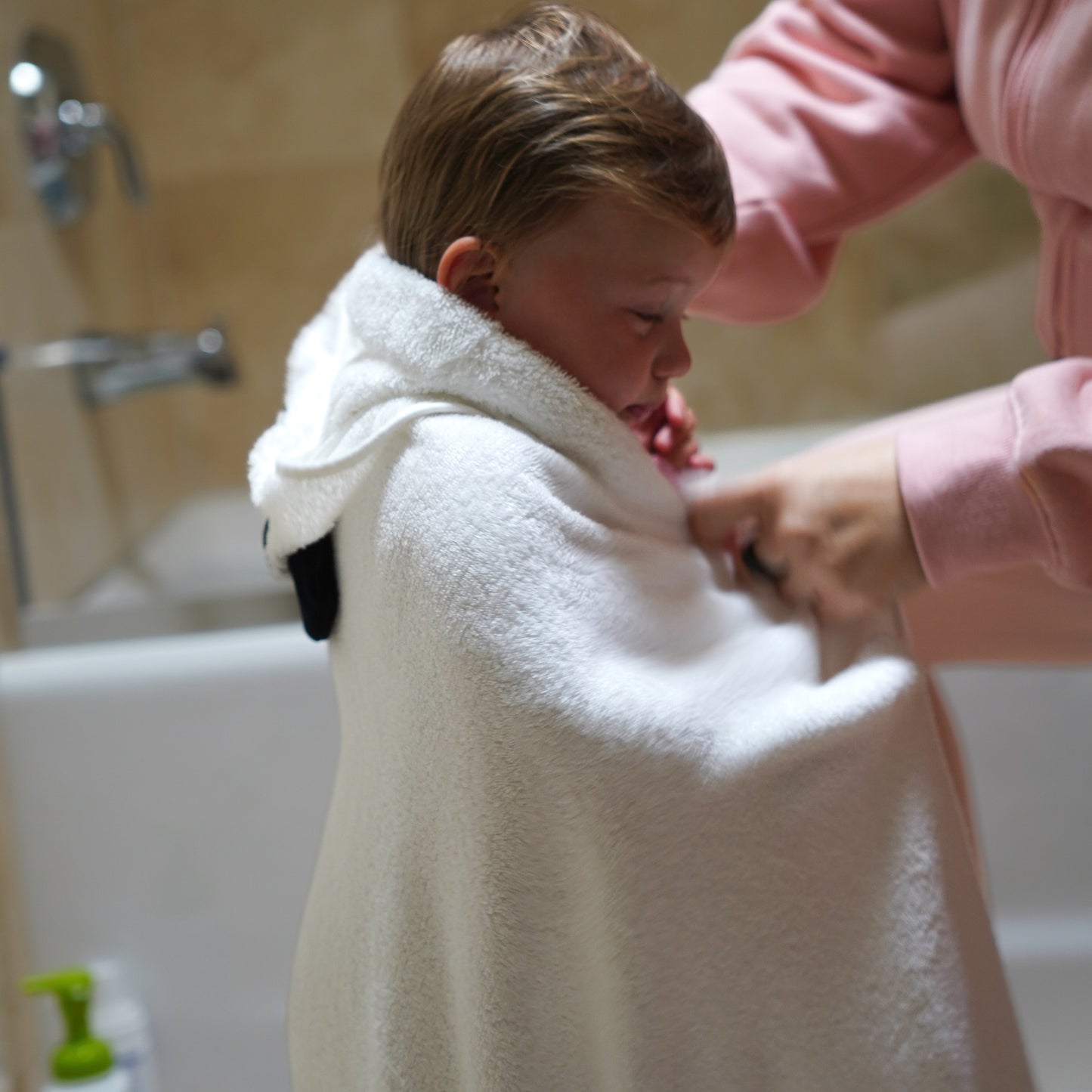 Bamboo Hooded Towel with Animal Designs for Babies and Kids - SofiaMila